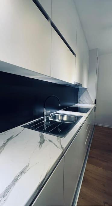 Priam Apartment 프리슈티나 외부 사진
